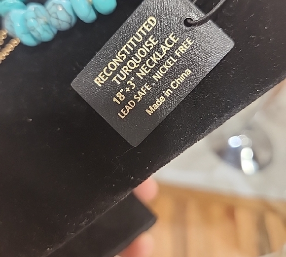 🔹️House Of Harlow🔹️ Gold Star Pendant Reconstructed Turquoise 18" Necklace - Picture 4 of 4